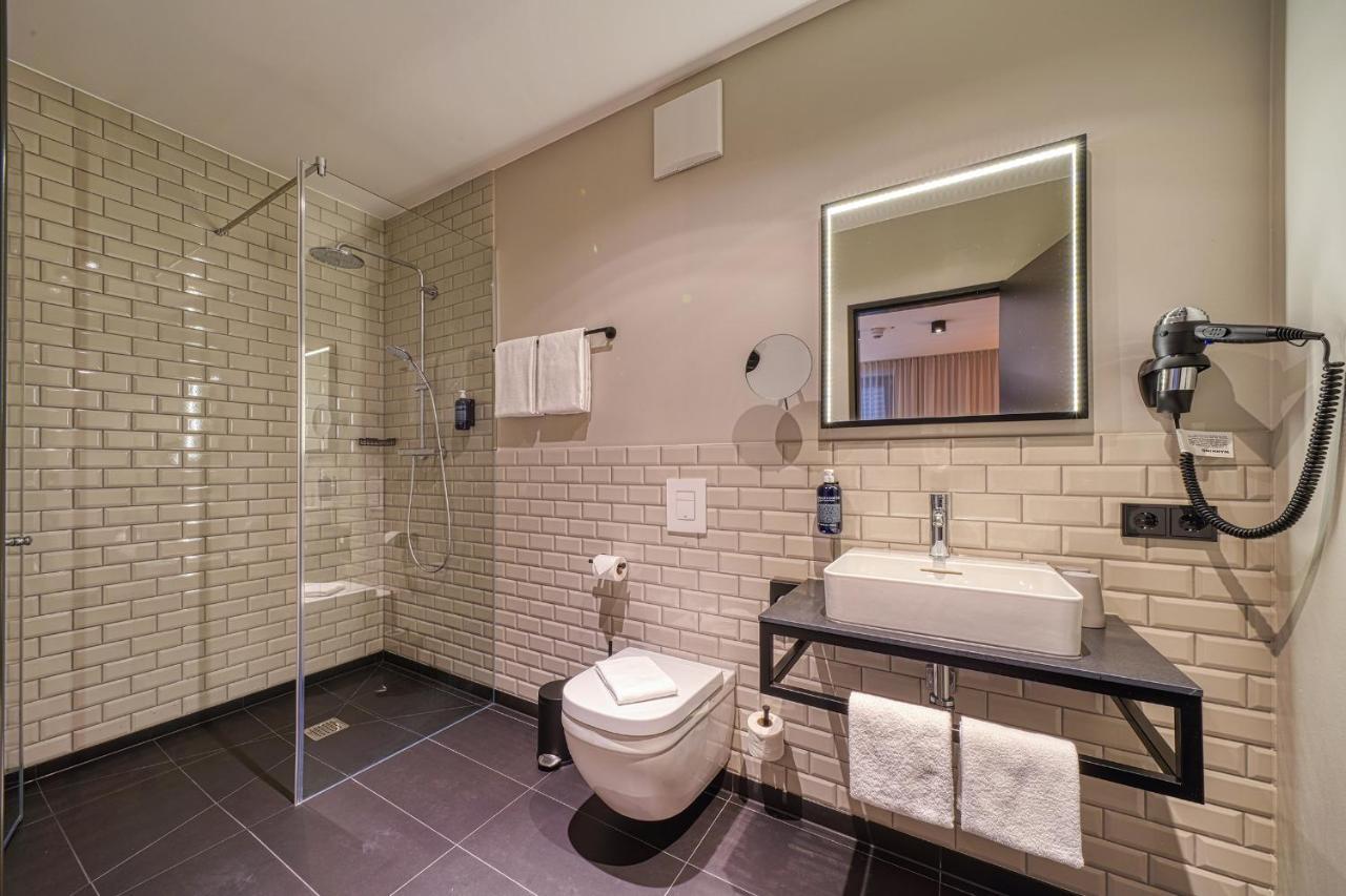 Vienna House Easy By Wyndham Bonn City Extérieur photo