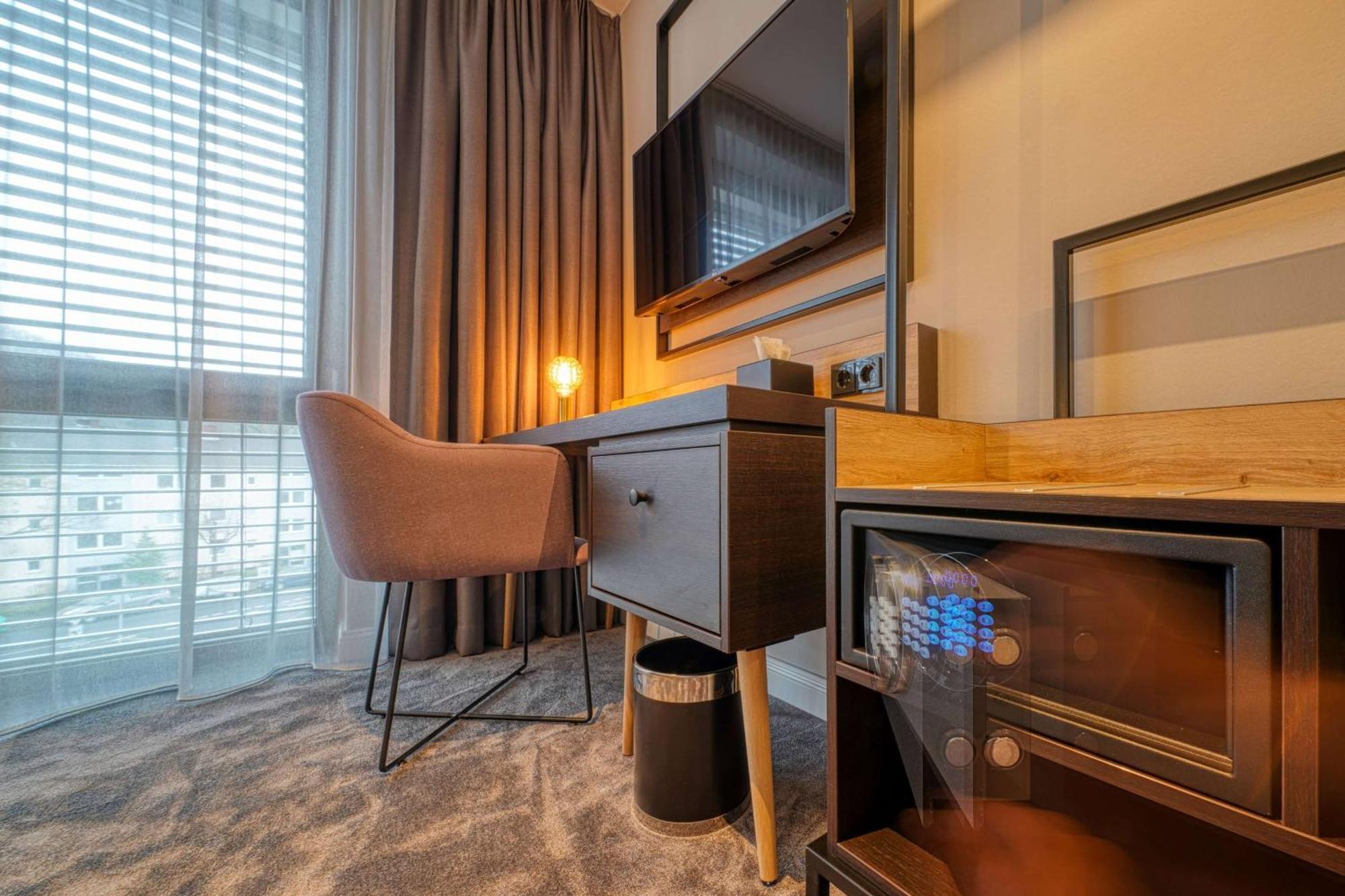 Vienna House Easy By Wyndham Bonn City Extérieur photo